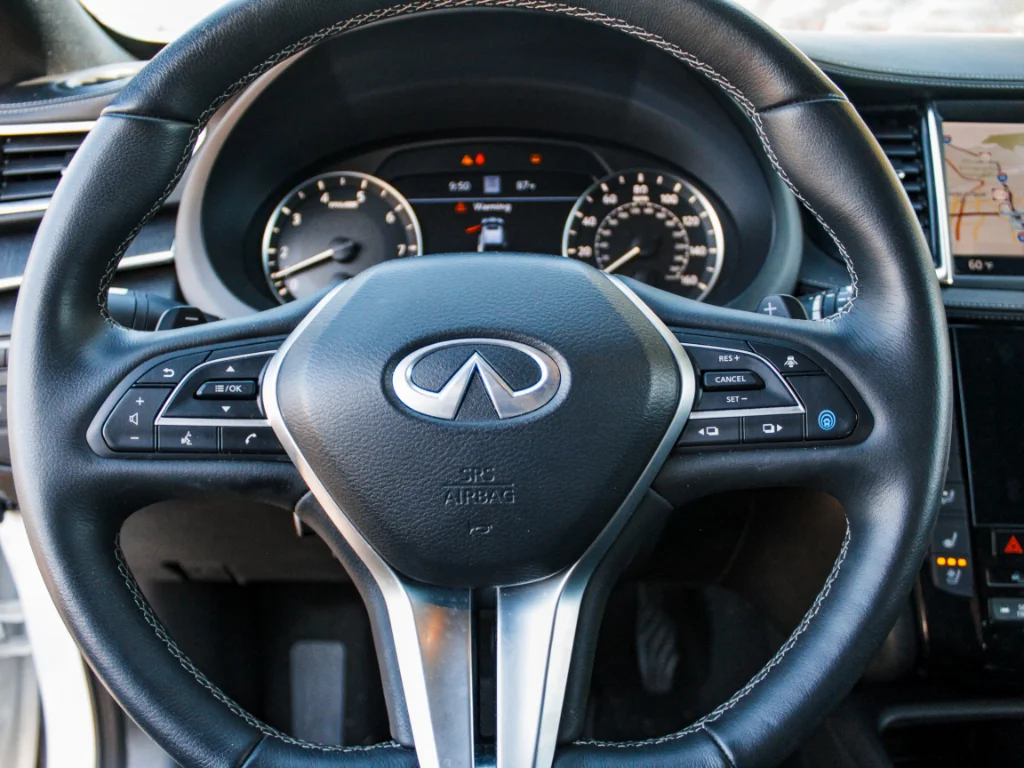 Used 2025 Radiant White INFINITI SENSORY image 14