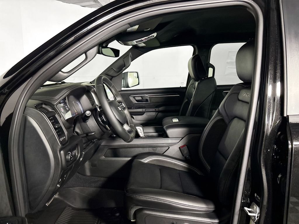 New 2026 Diamond Black Crystal Pearl-Coat Exterior Paint RAM  image 11