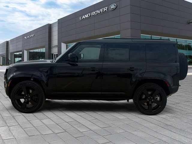 New 2026 Santorini Black Land Rover X-Dynamic SE image 2