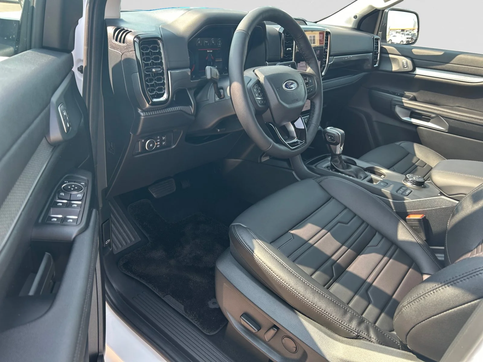 New 2026 Oxford White Ford Lariat image 13