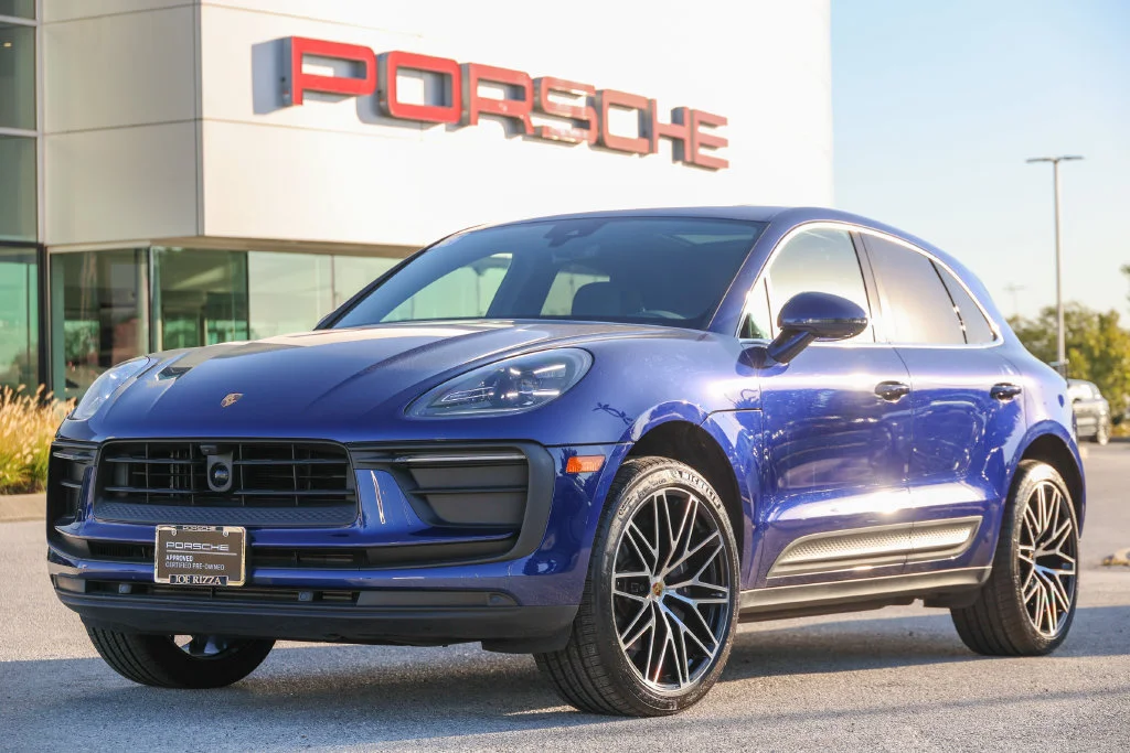 2026 Porsche Macan Base