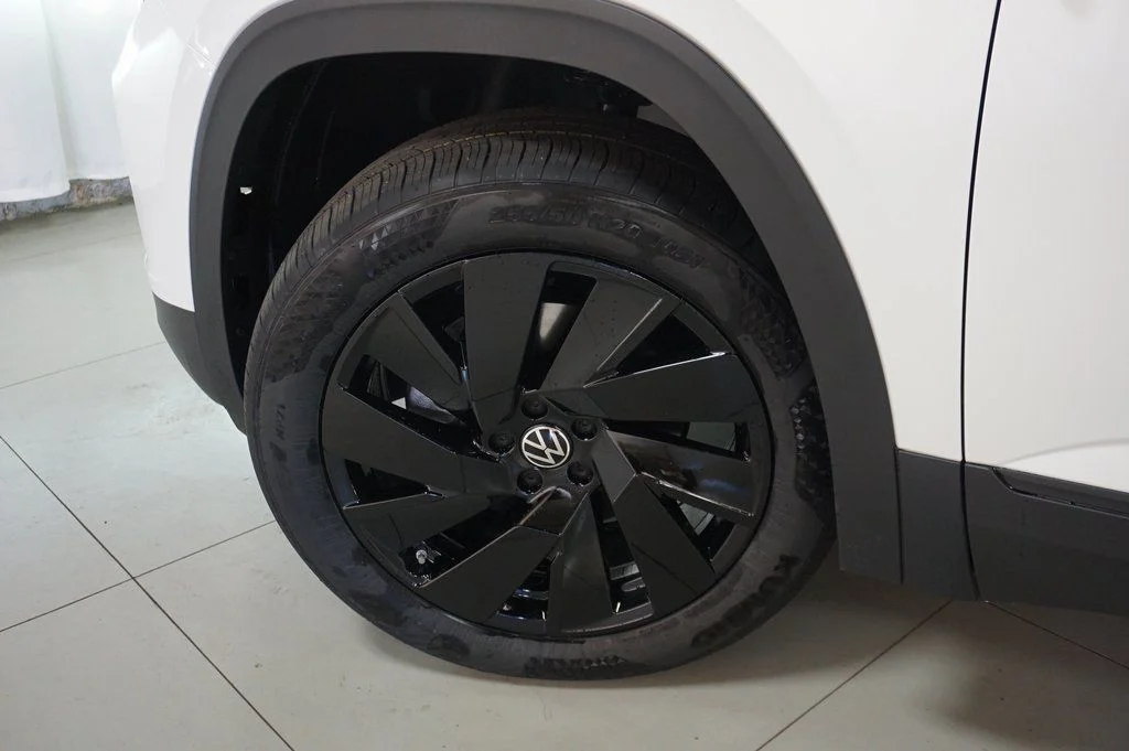 2026 Volkswagen Atlas SE w/Tech - Photo 34