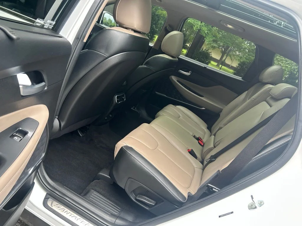 Used 2022 Gray Hyundai SEL image 27