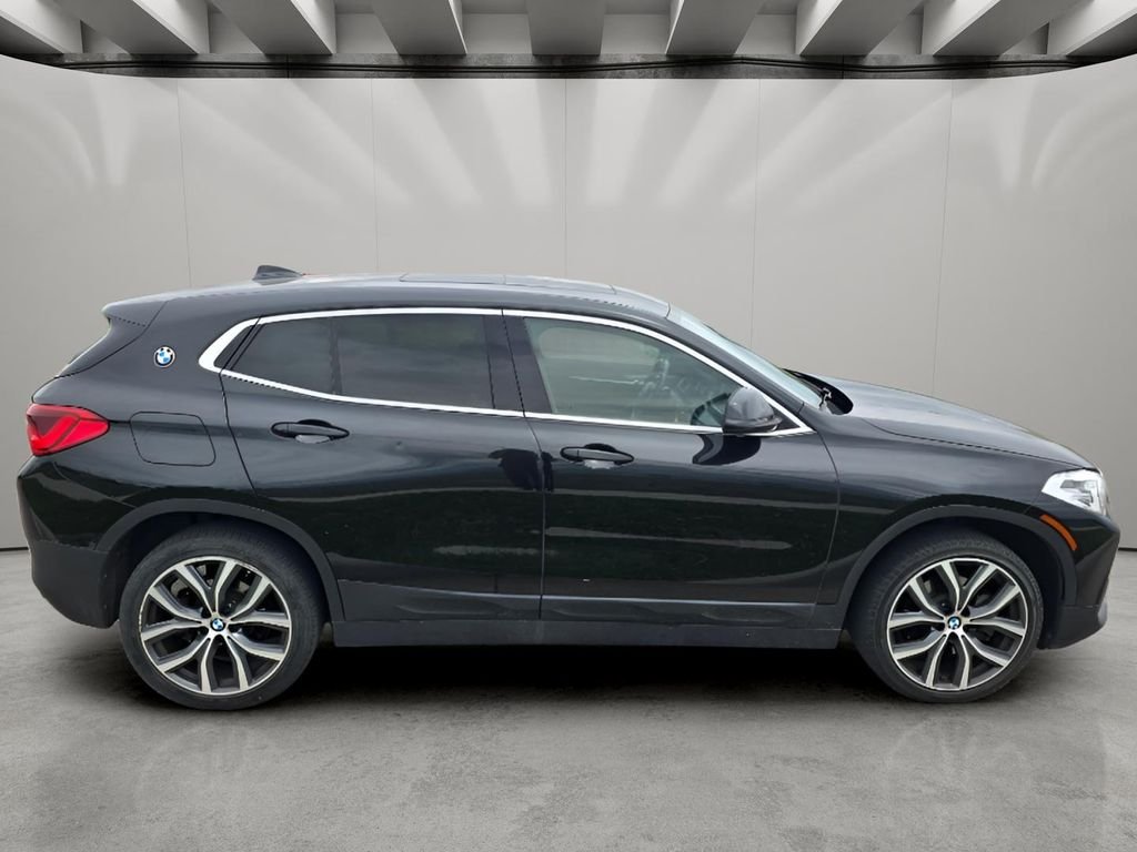 Used 2018 Black Sapphire Metallic BMW xDrive28i image 6