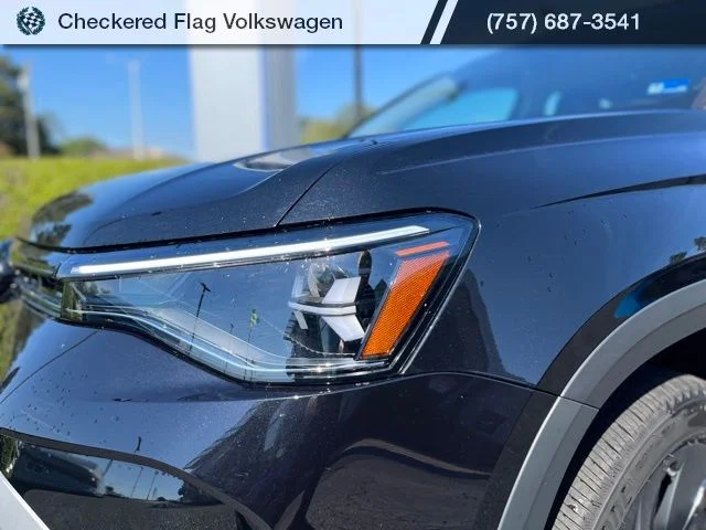 New 2026 Black Volkswagen 1.5T S image 11