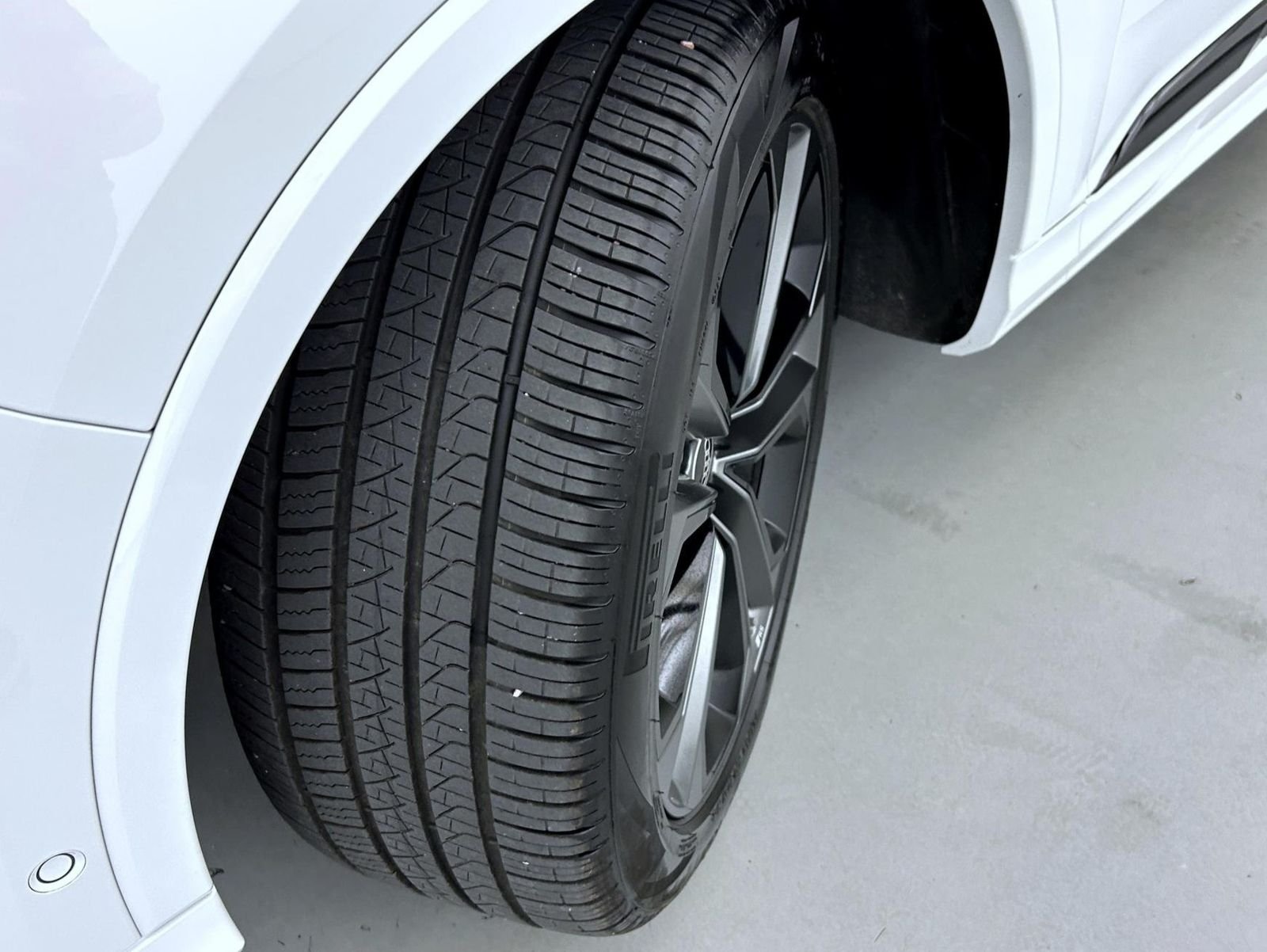 Used 2025 White Audi 55 Premium Plus image 21
