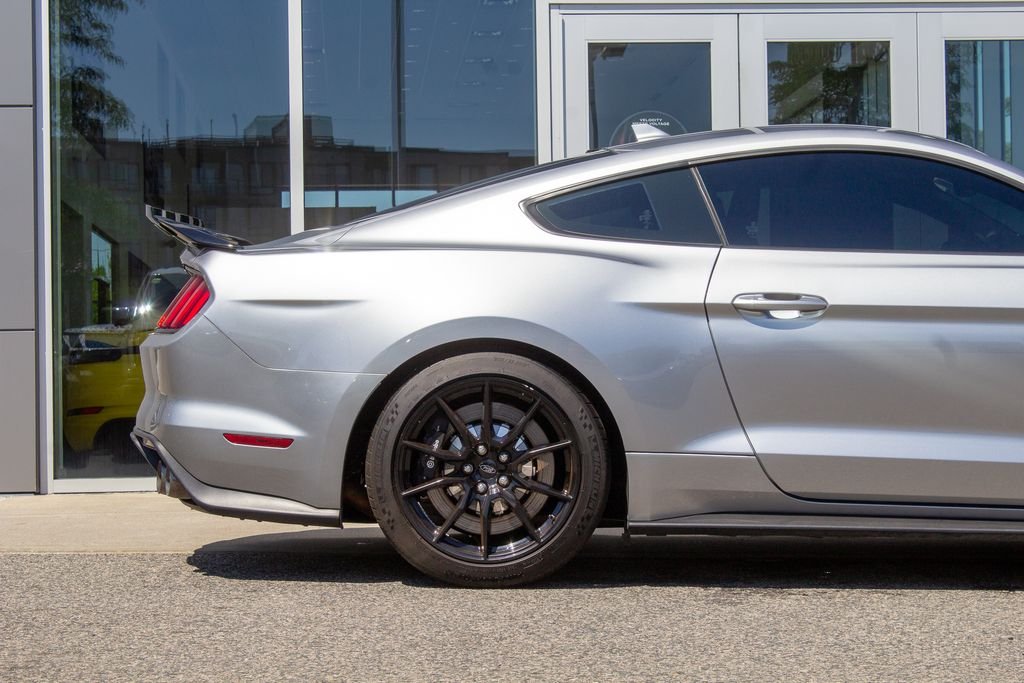 Used 2020 Iconic Silver Metallic Ford Shelby GT350 image 6