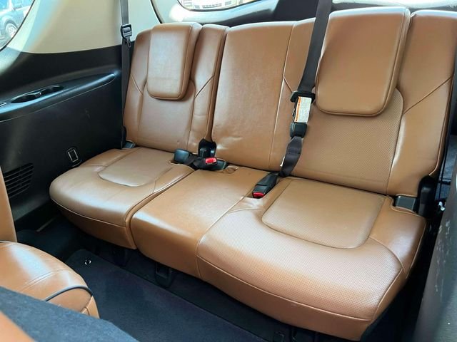 Used 2018 Beige INFINITI Base image 21