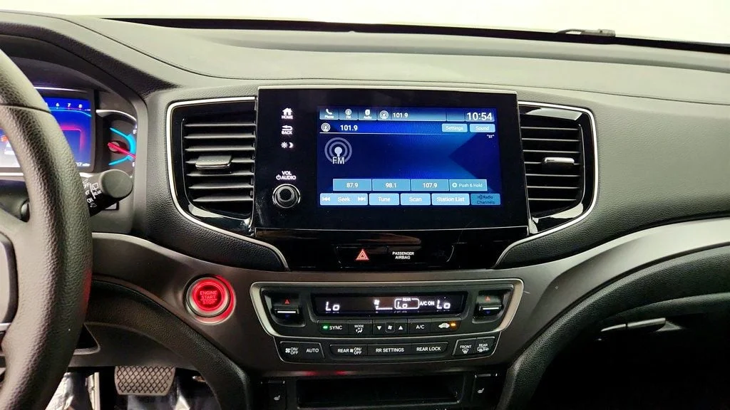 Used 2022 Platinum White Pearl Honda Sport AWD image 17