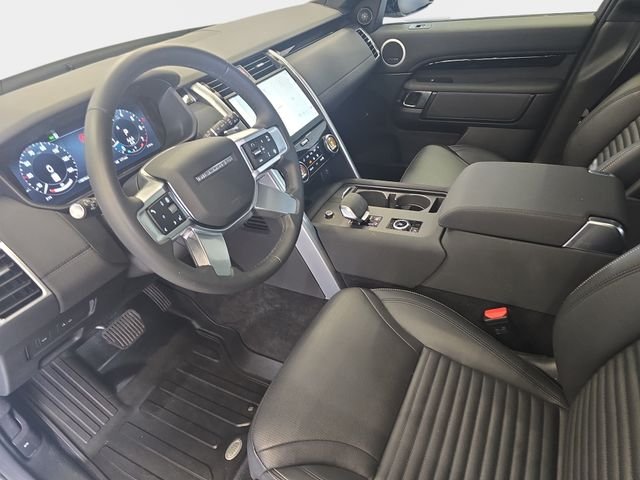 Certified Used 2025 White Land Rover S image 20