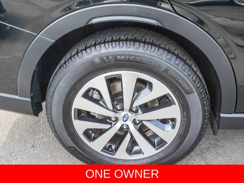 Used 2021 Black Subaru Premium image 8