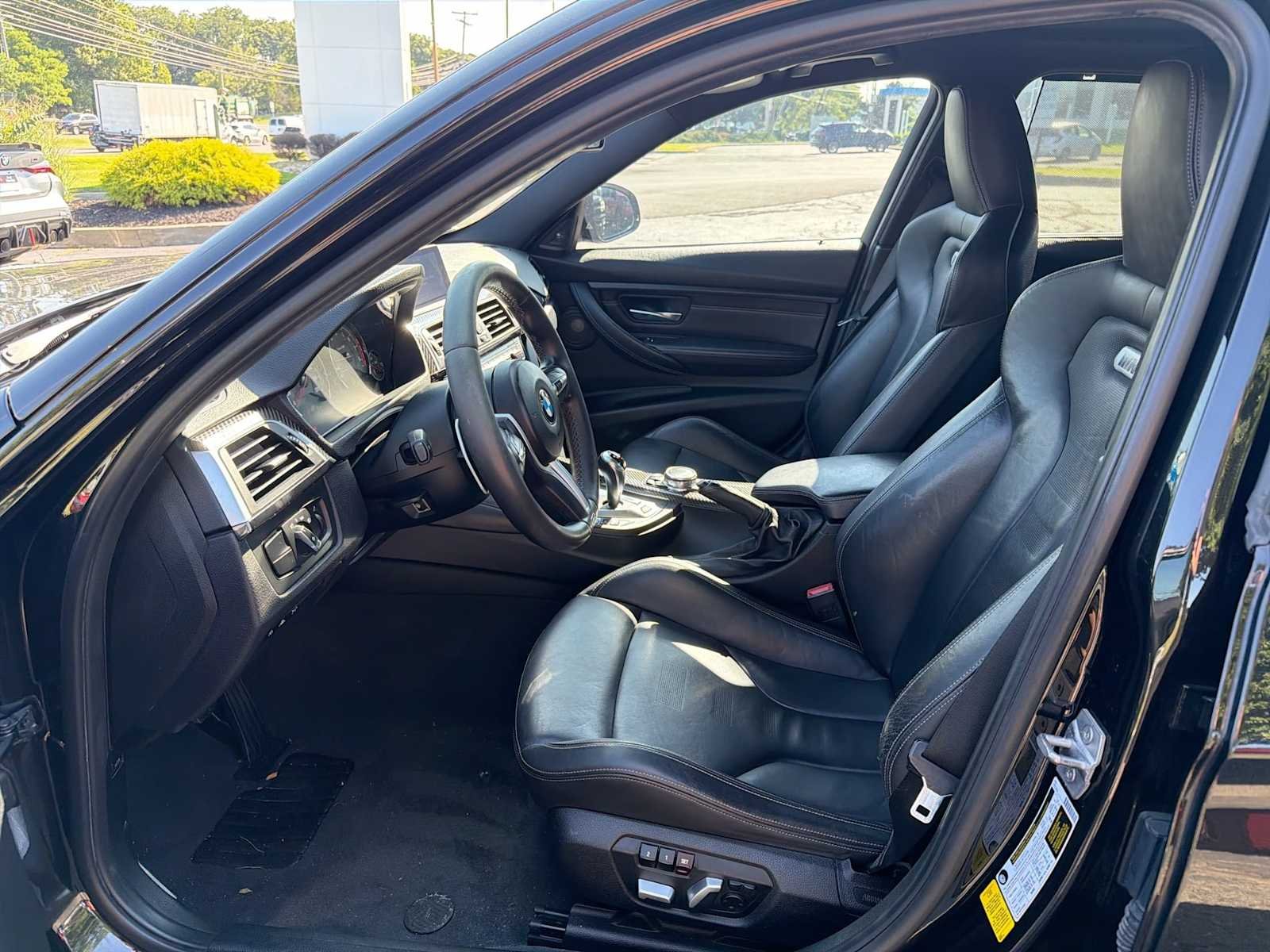 Used 2016 Black BMW  image 11