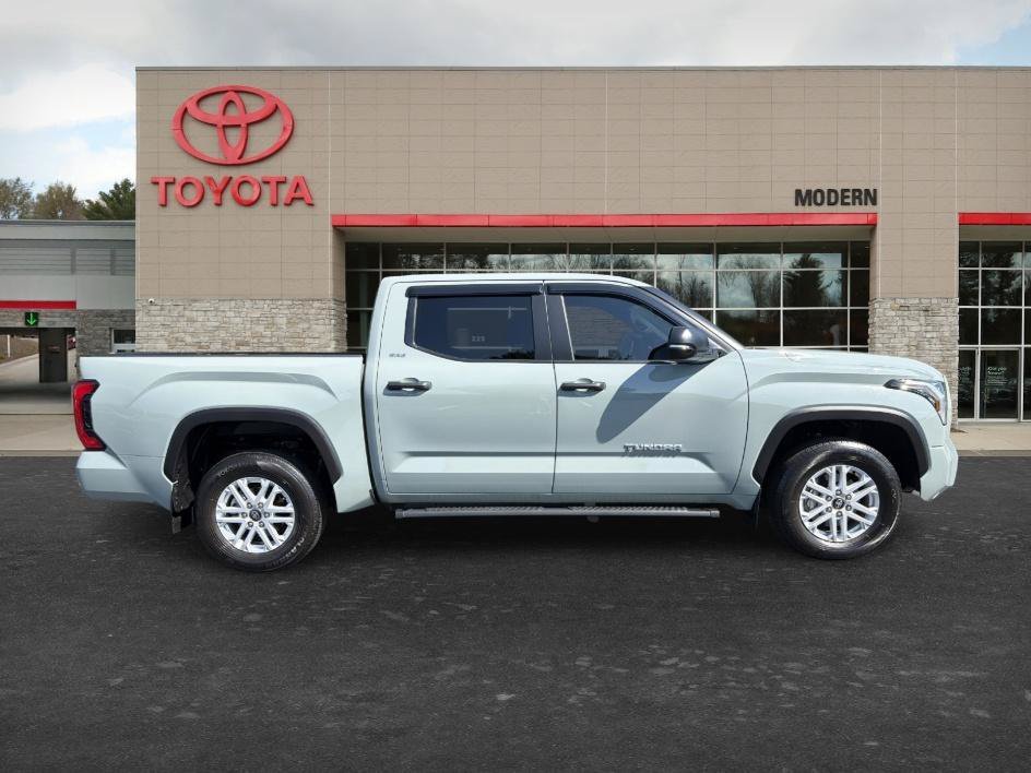 Used 2025 Lunar Rock Toyota SR5 image 4