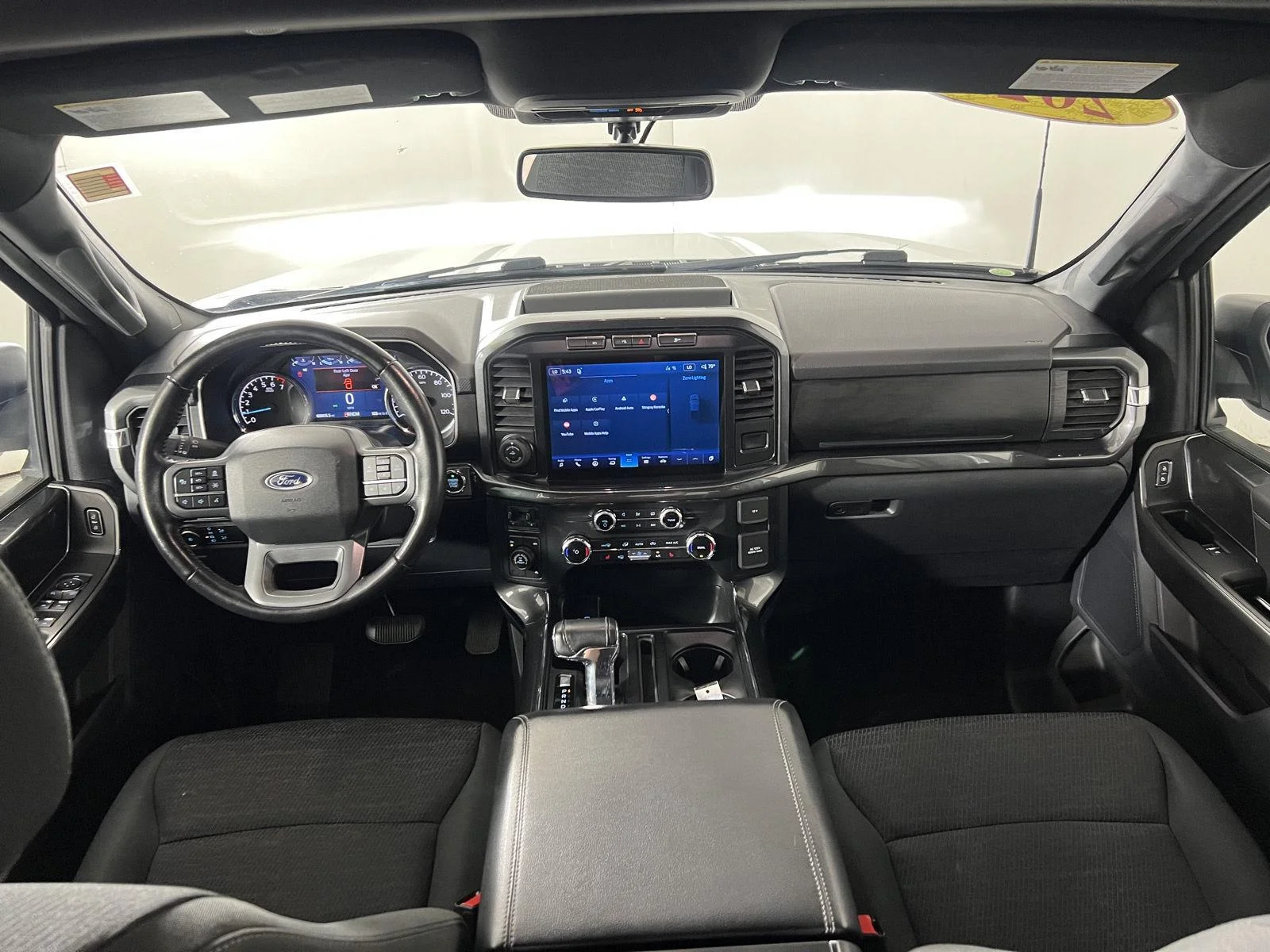 Used 2022 Oxford White Ford XLT image 16