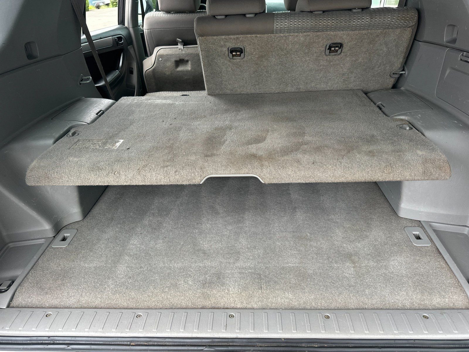 Used 2006 Titanium Metallic Toyota SR5 image 23