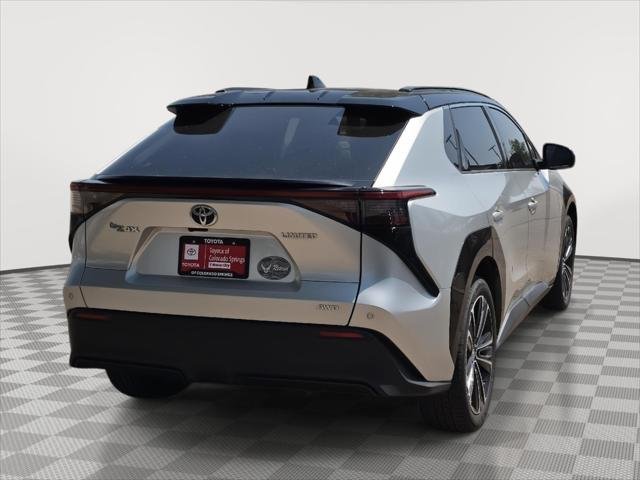 Certified Used 2023 Elemental Silver Metallic w/Black Roof Toyota Limited image 50