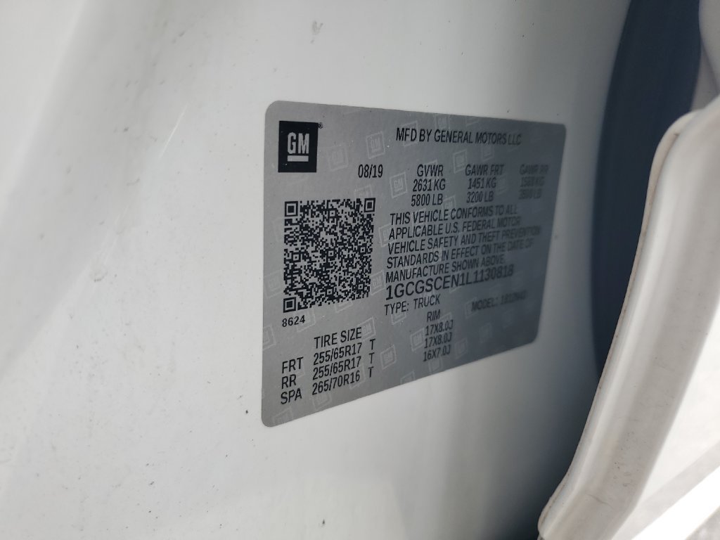 Used 2020 SUMMIT WHITE Chevrolet 2WD LT image 22