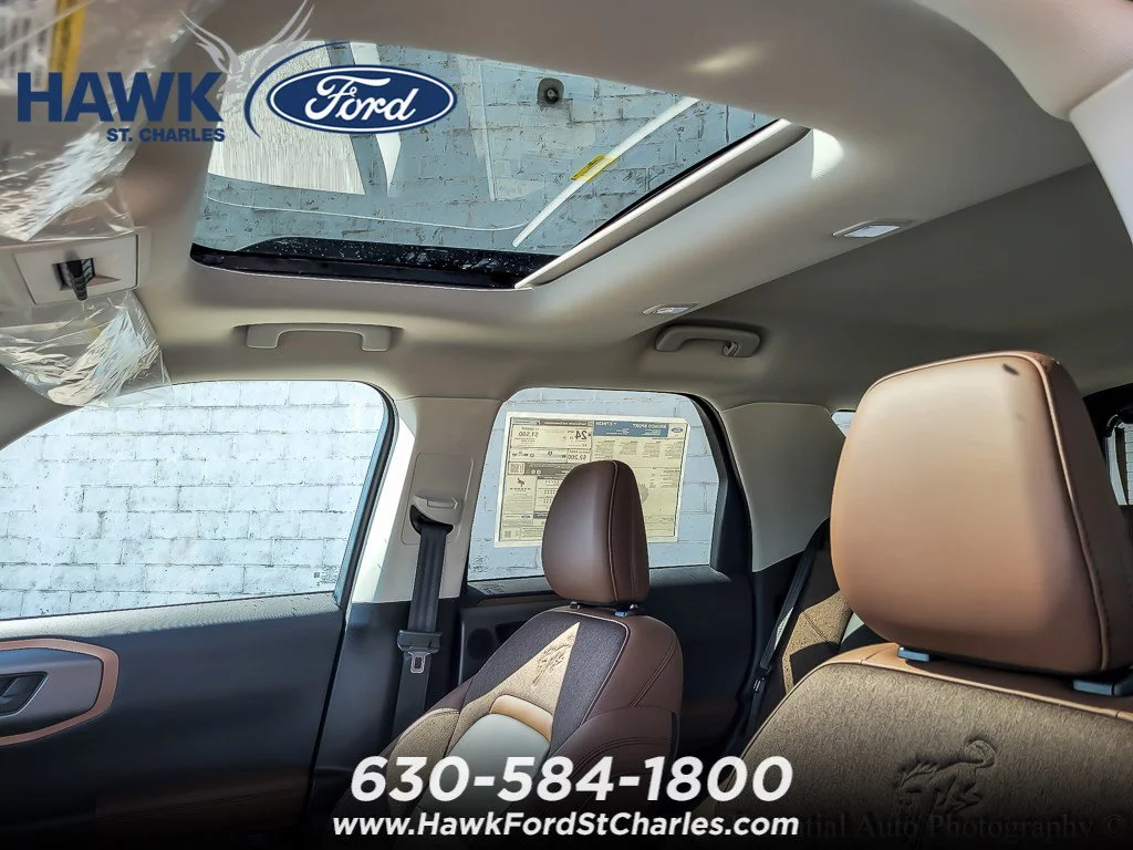 New 2025 Shadow Black Ford Outer Banks® image 8