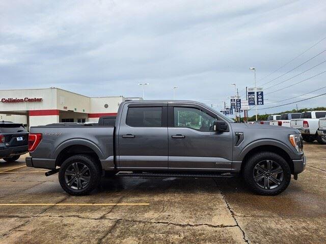Used 2023 Carbonized Gray Metallic Ford XLT image 4