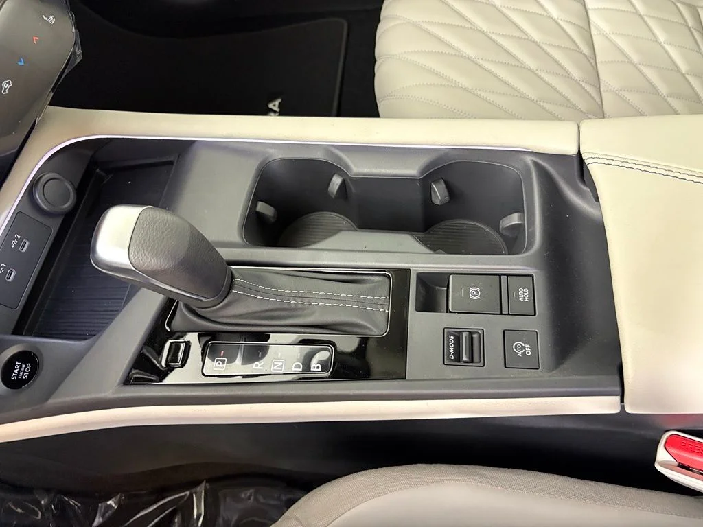 New 2026 Gun Metallic Nissan SL image 31