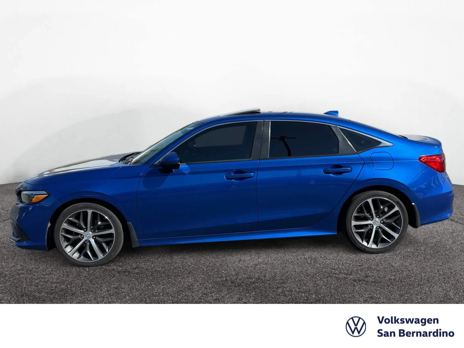 Used 2022 Honda Civic Touring with VIN 2HGFE1F99NH305671 for sale in San Bernardino, CA