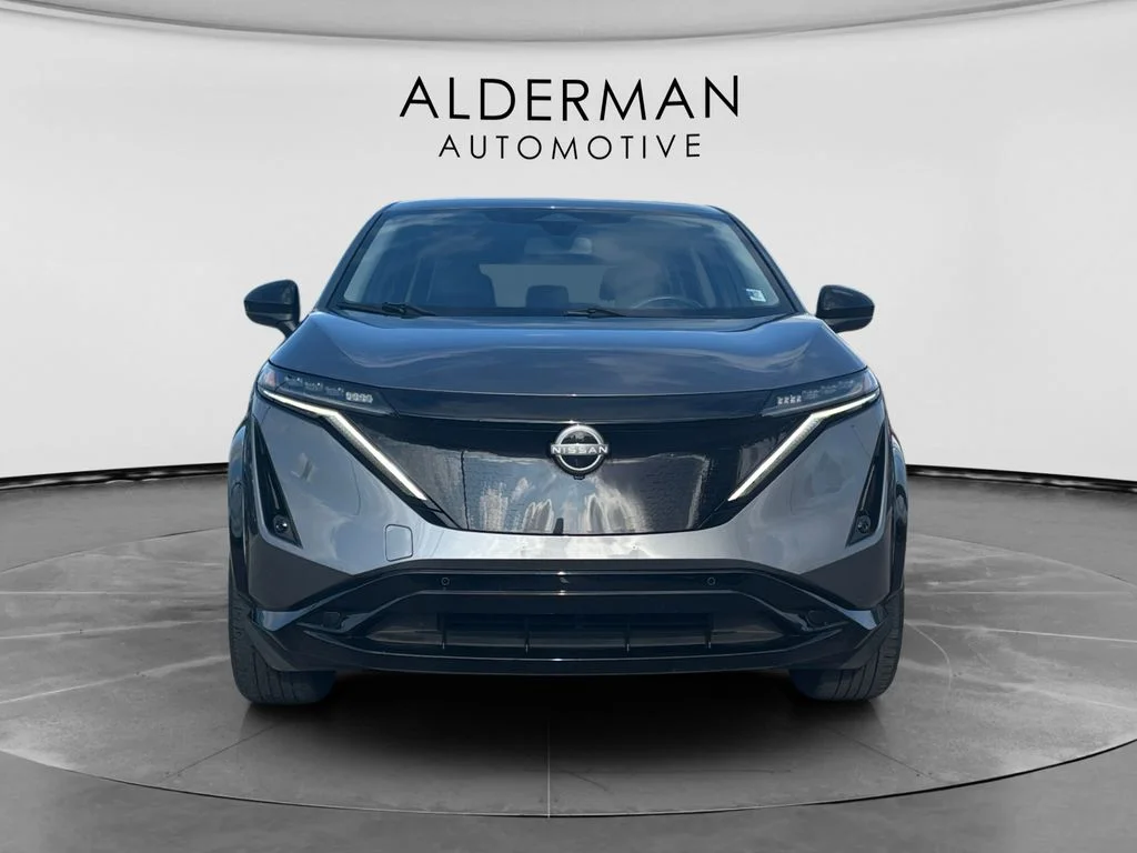 Used 2023 Gray Nissan ENGAGE image 8