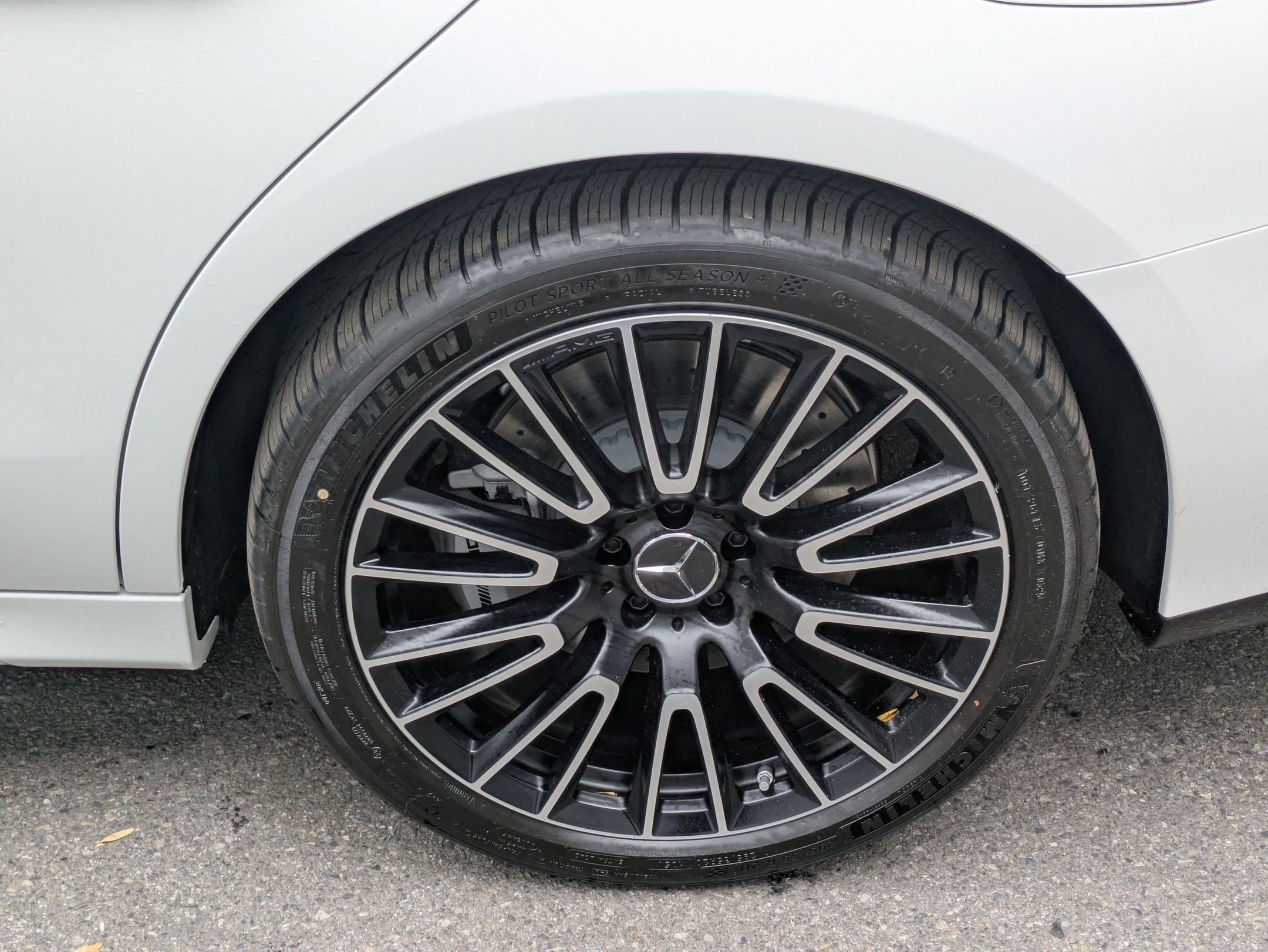 New 2026 Polar White Mercedes-Benz AMG® E 53 E image 34