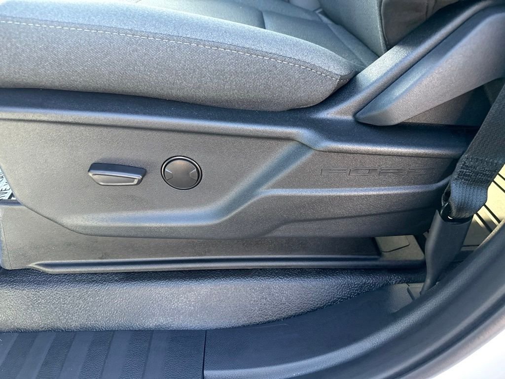 New 2026 White Ford XLT image 15