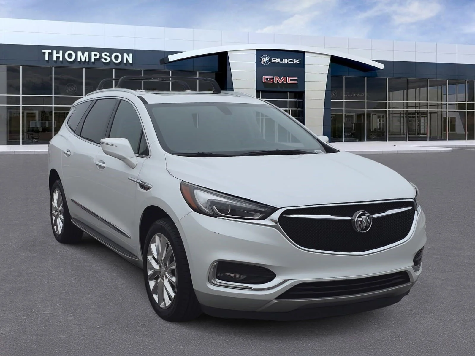 2019 Buick Enclave Essence's photo