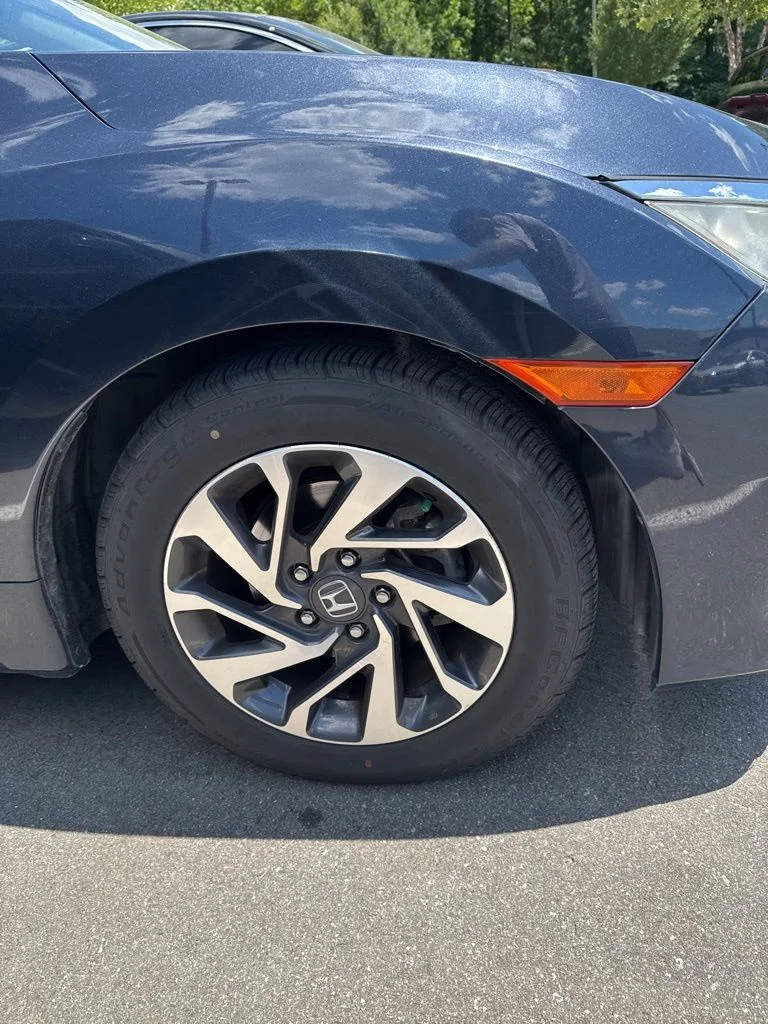 Used 2016  Honda EX image 9