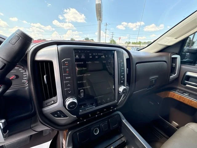 Used 2016 Black GMC SLT image 19