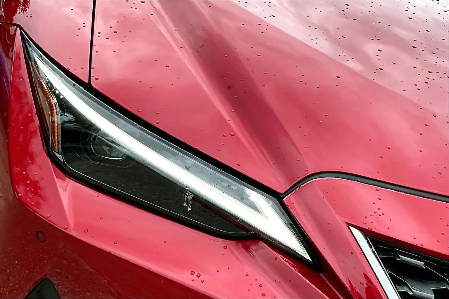 Used 2023 Matador Red Mica Lexus  image 28