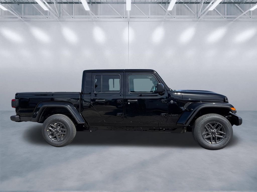 New 2026 Black Clear-Coat Exterior Paint Jeep Sport S image 3