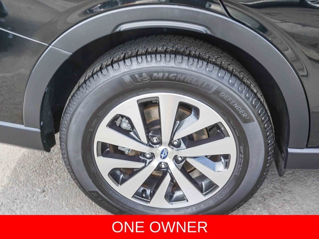 Used 2021 Black Subaru Premium image 8