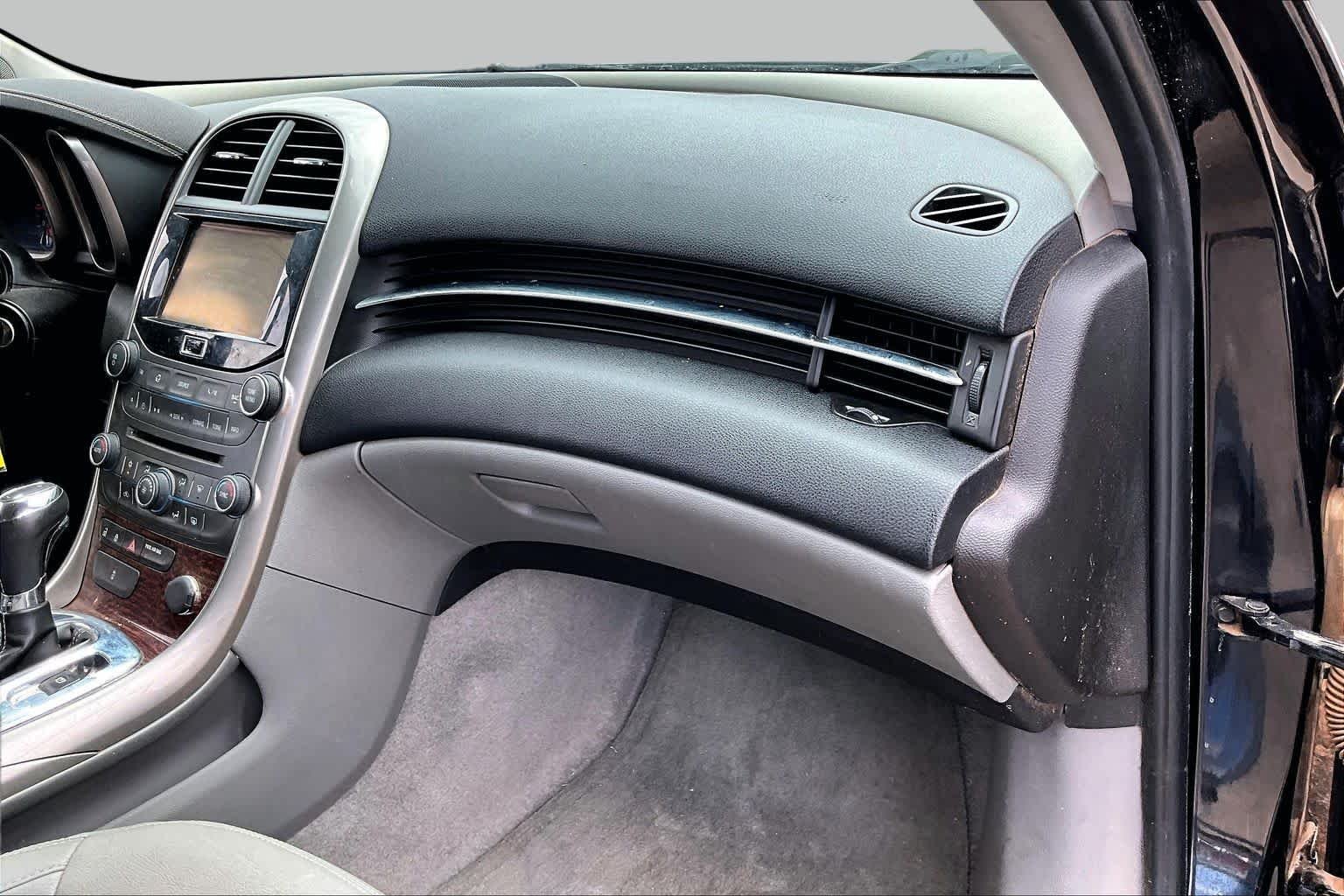 Used 2013 Black Granite Metallic Chevrolet LT image 17