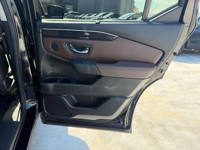 Used 2025 Black Honda Elite image 15