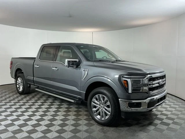 Certified Used 2025 Gray Ford Lariat image 3