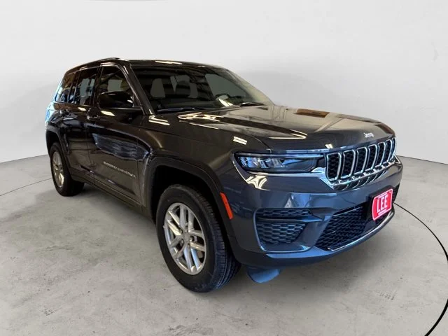 New 2026 Gray Jeep Laredo X image 7