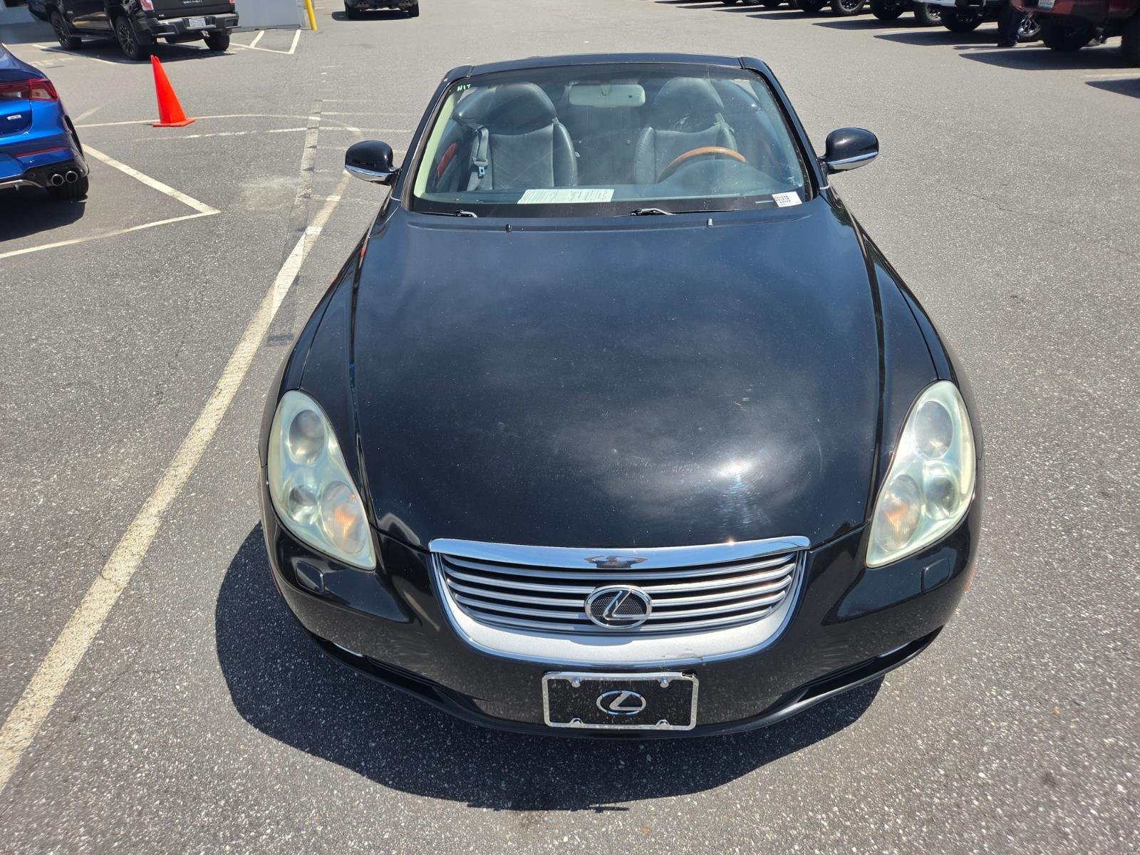 Used 2002  Lexus Base image 9