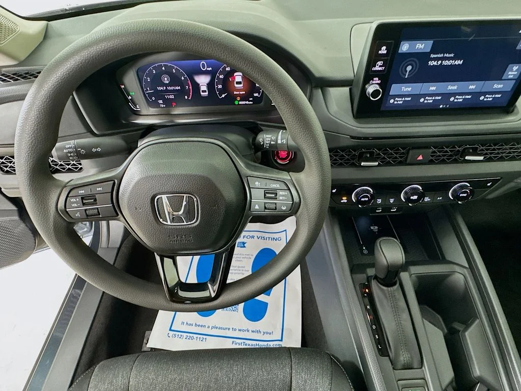 New 2026 Meteorite Gray Metallic Honda SE image 17