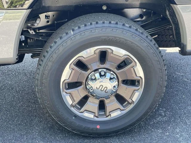 New 2026 Agate Black Metallic Ford King Ranch image 2