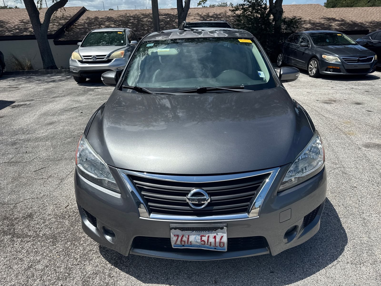 Used 2015 Gray Nissan SR image 3