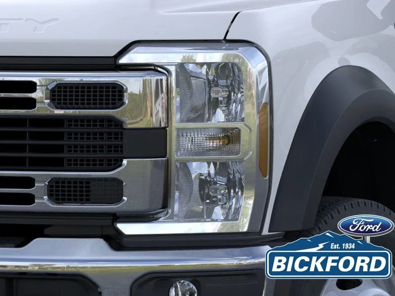 2025 Ford F-550 Super Duty Chassis Cab XL - Photo 18