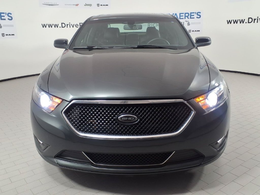 Used 2016 Ford Taurus SHO with VIN 1FAHP2KT8GG136126 for sale in Richmond, MI