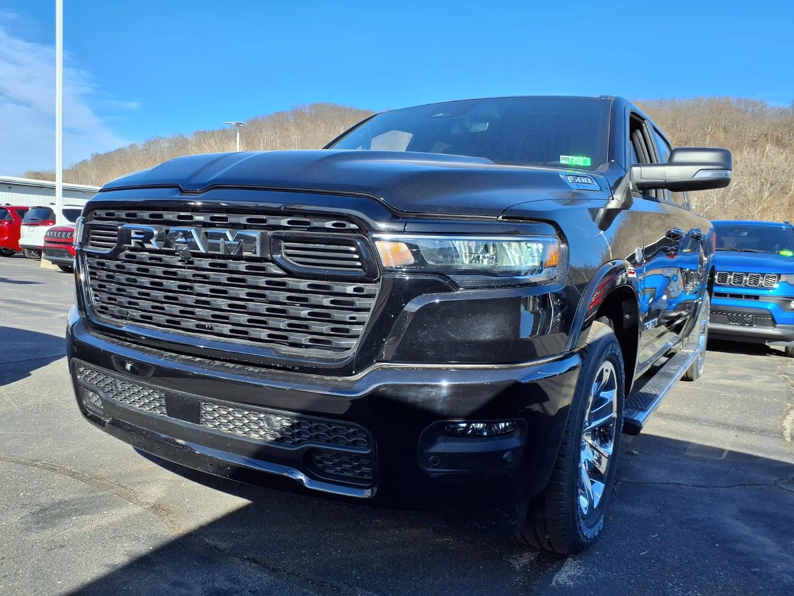 New 2026 Diamond Black Crystal Pearl-Coat Exterior Paint RAM Big Horn/Lone Star image 2