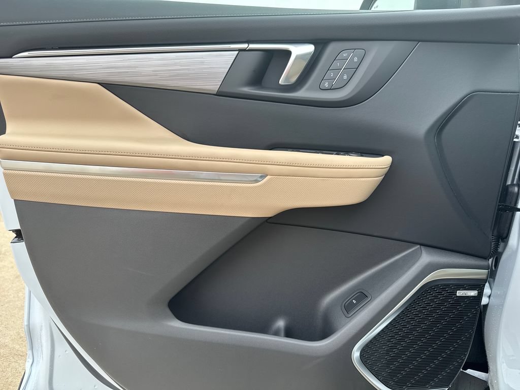 2027 Buick Enclave Preferred - Photo 18