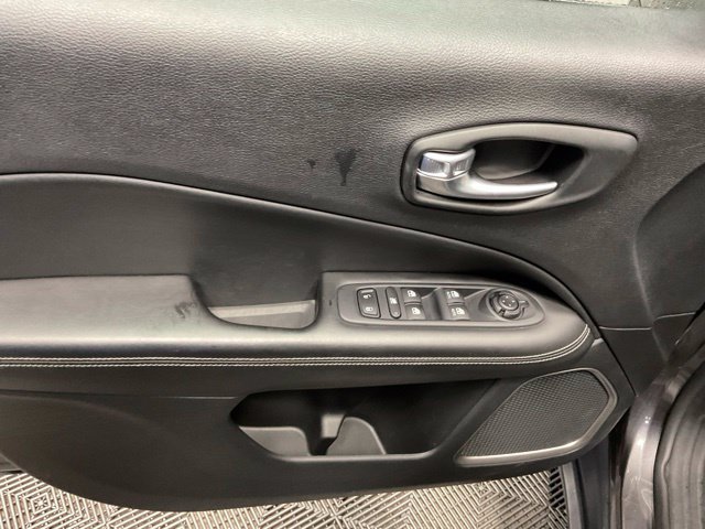 Certified Used 2021 Crystal Metallic Jeep 80th Special Edition image 15