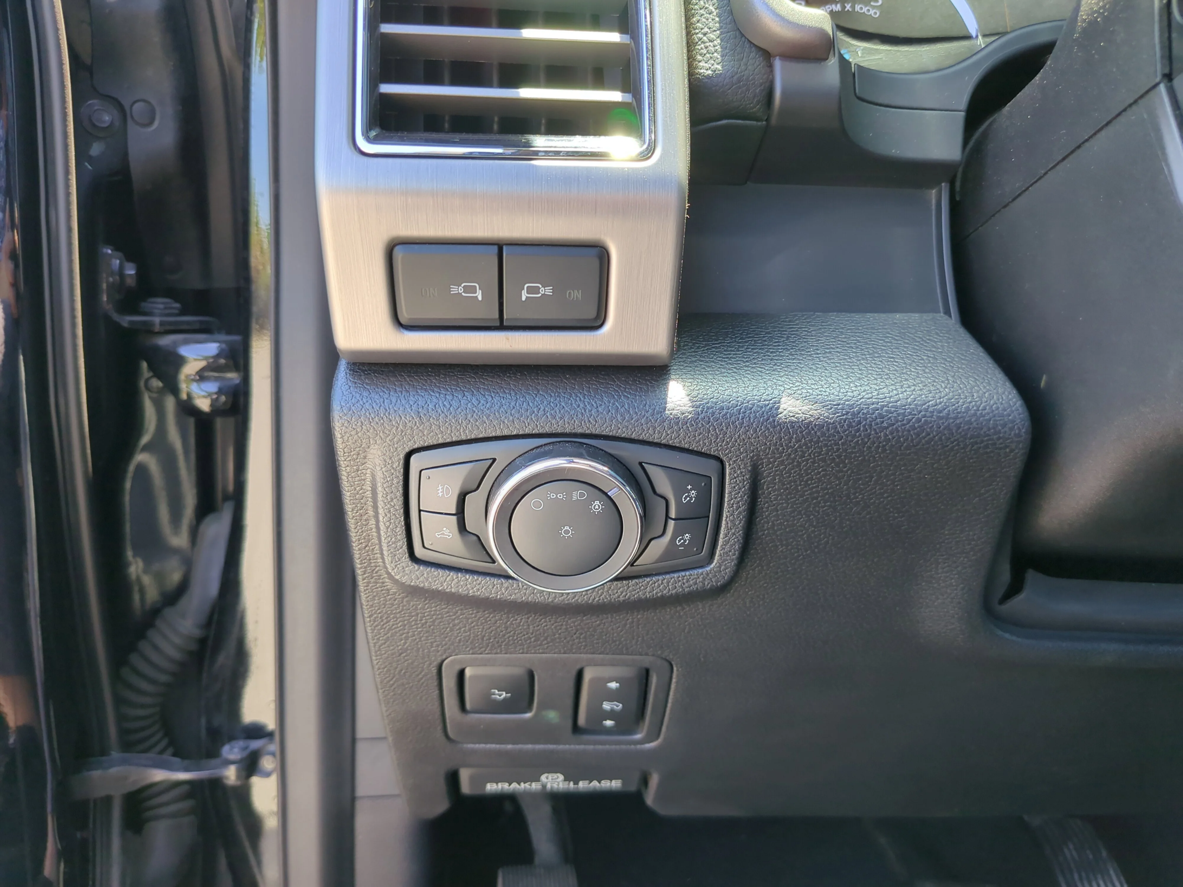 Used 2021 Agate Black Metallic Ford Platinum image 25