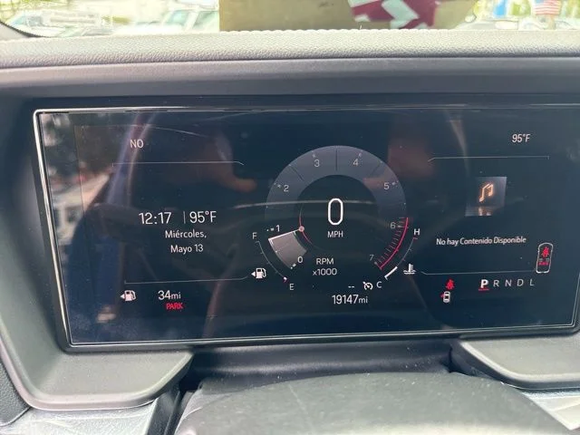 Used 2026  GMC Elevation image 24