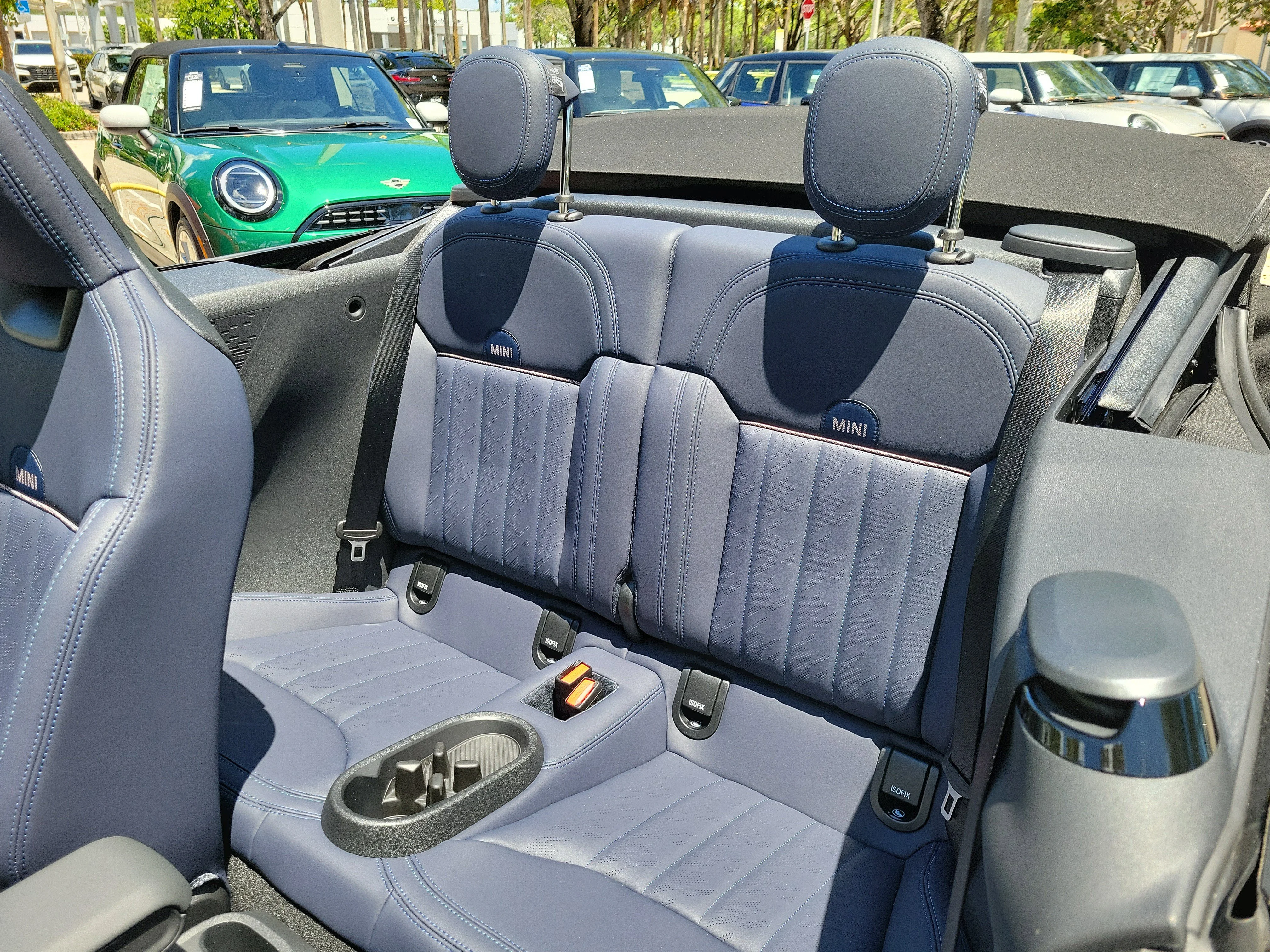 New 2026 British Racing Green MINI Signature Plus image 13